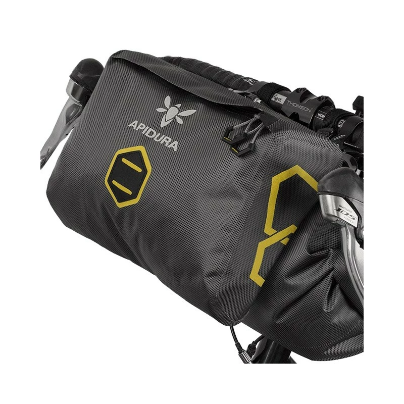 La Pochette Sacoche De Guidon Apidura Expedition 4.5L Sur Cyclable.com 3 La Pochette Sacoche De Guidon Apidura Expedition 4.5L Sur Cyclable.com